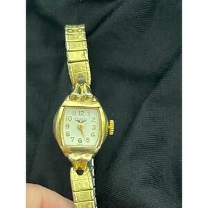 Vintage Benrus Women Watch 10K RGP Bezel Swiss Shield Case Speidel Gold Band